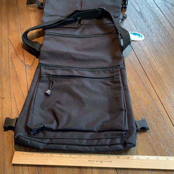GNBI Fold Over Travel / Gym Bag - Picture 5 of 7
